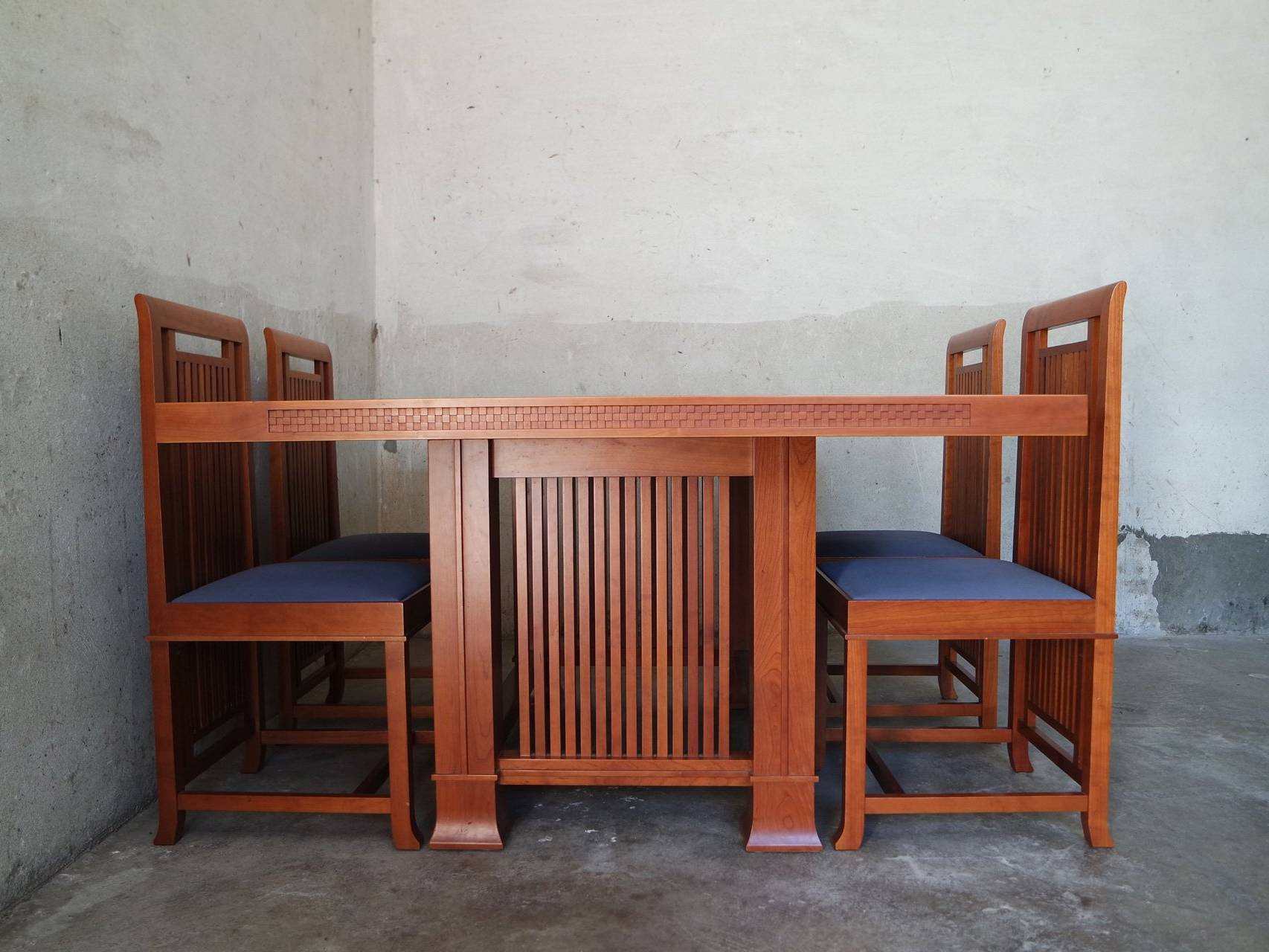 Cassina Frank Lloyd Wright 614 Coonley 2 1992