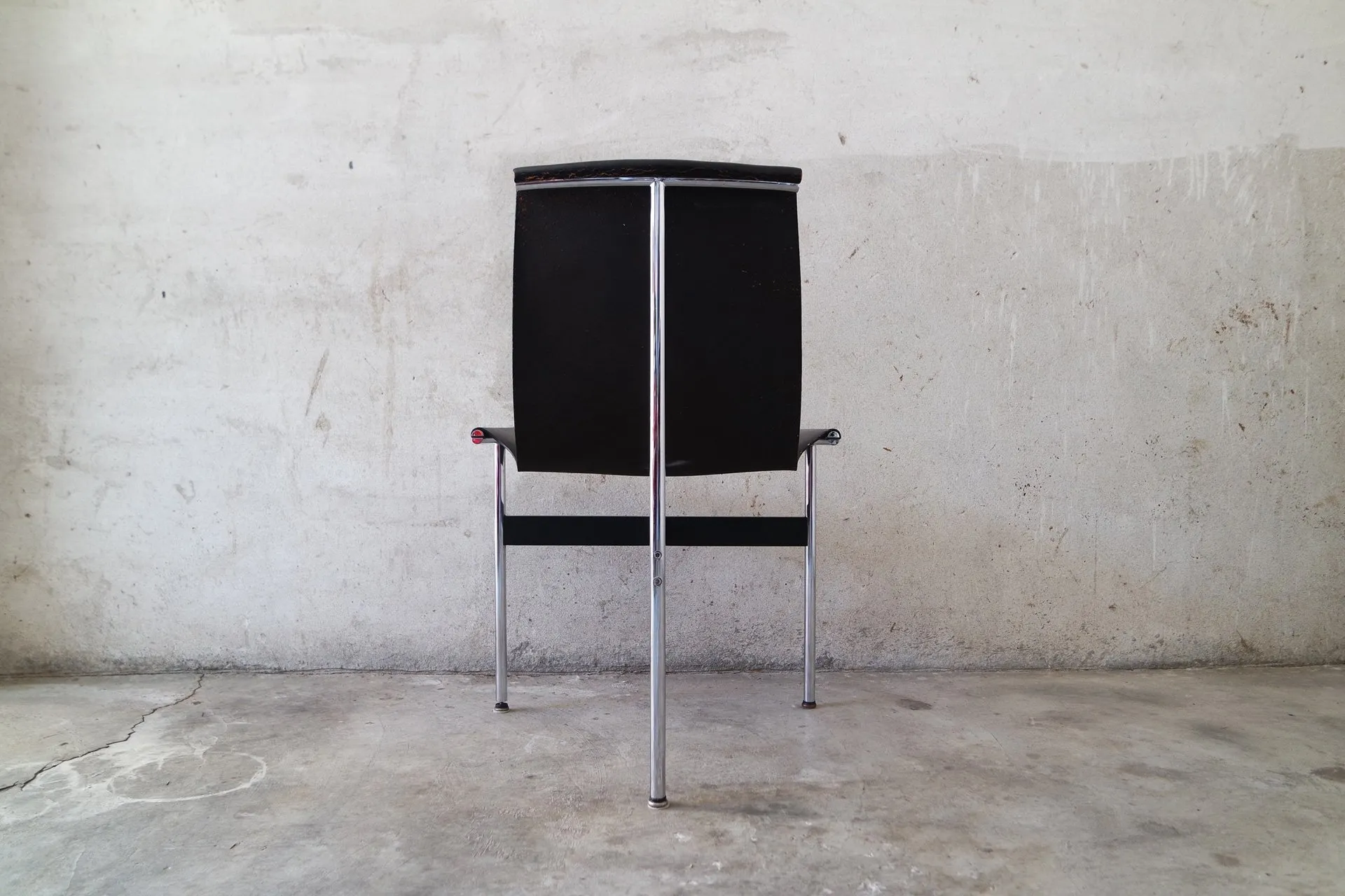Laverne International William Katavolos Ross Littell & Douglas Kelly T Chair no. 4LC 1952