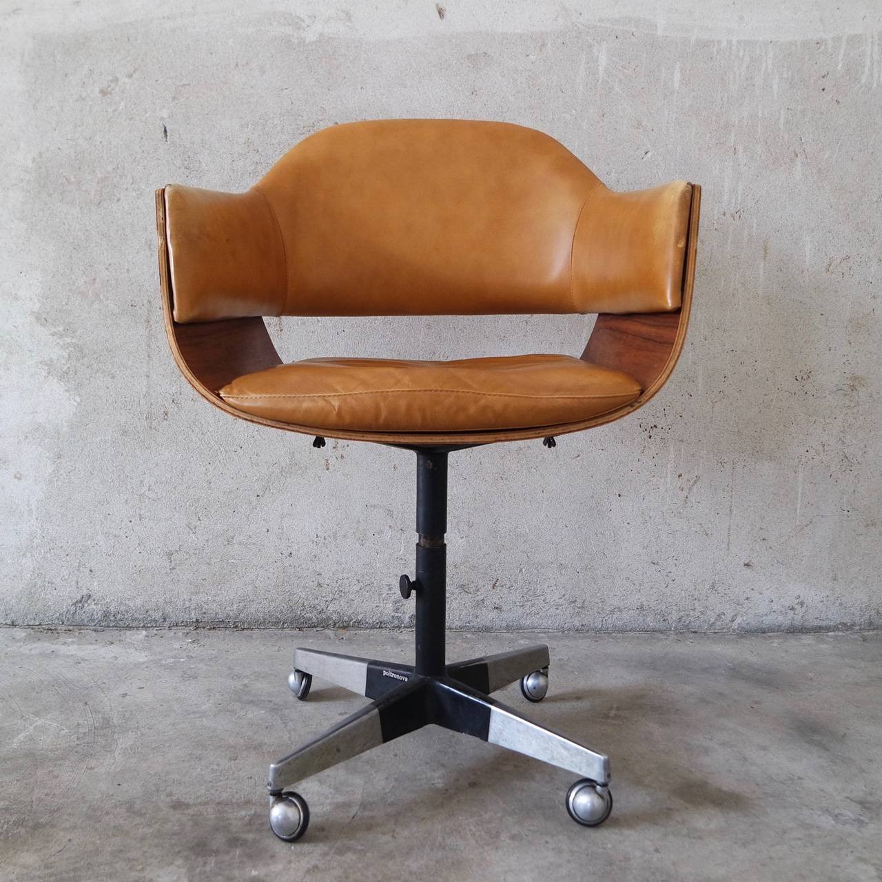 Poltronova Curved Plywood 1950