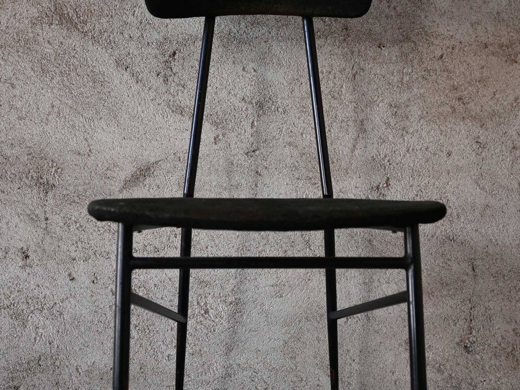 Iron and Velvet Round Chair 50s 1950