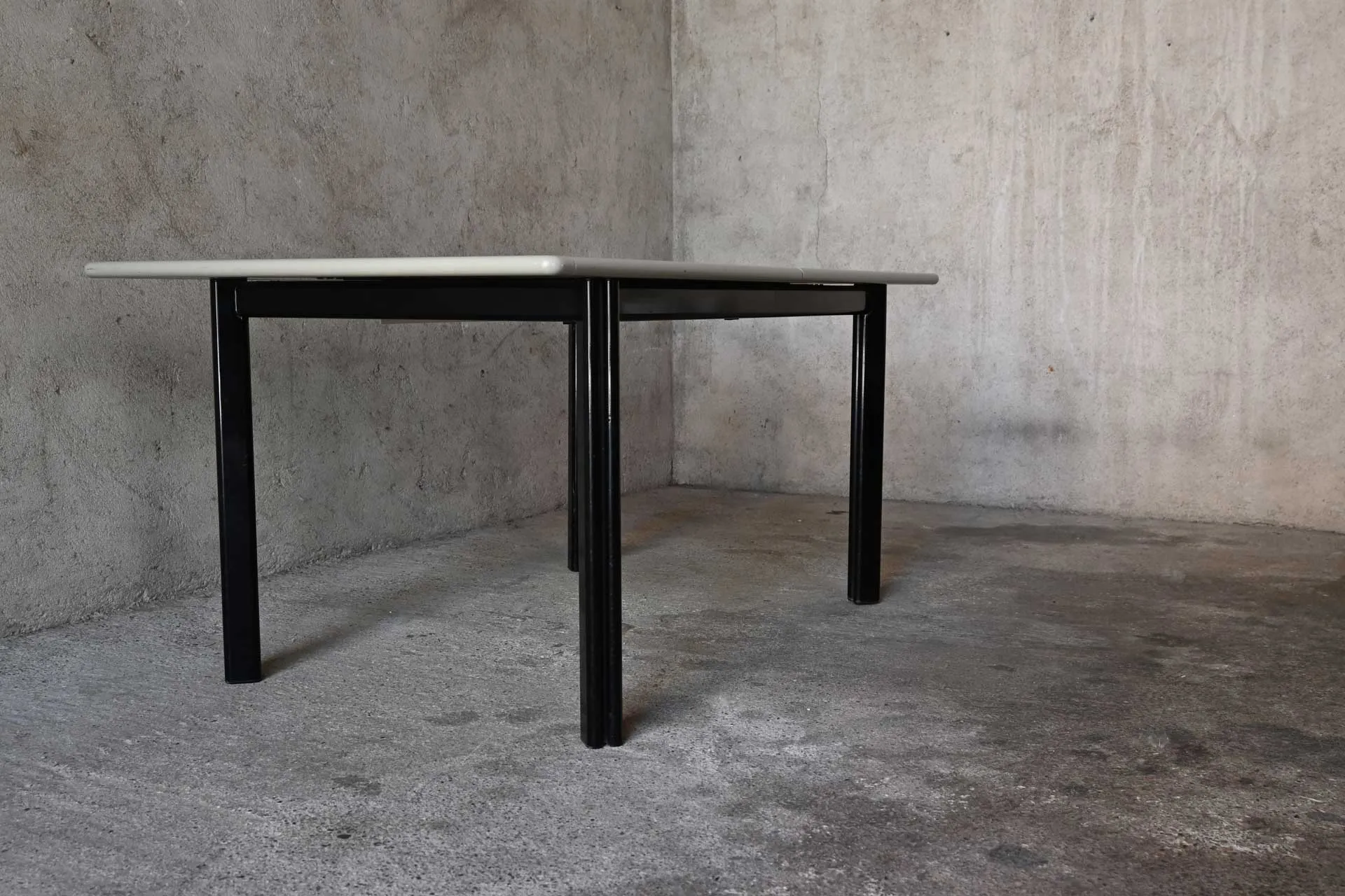 Molteni Afra Tobia Scarpa Mastro 1981