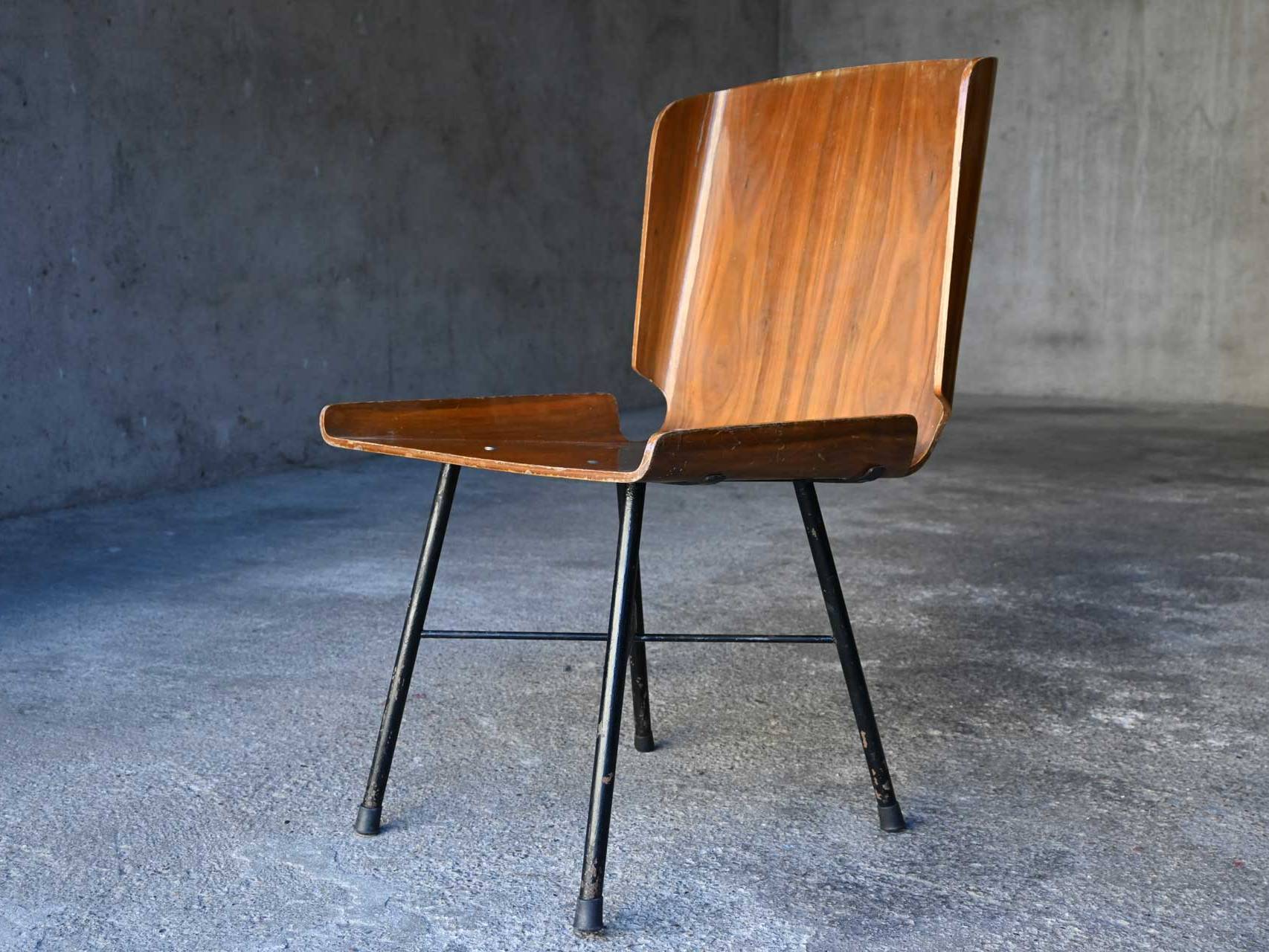 Compensated Curved Company Monza Mod160A 1950