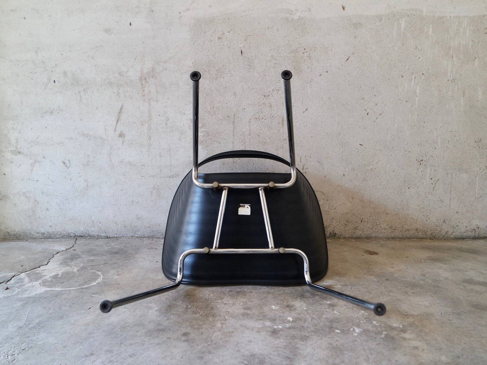 Vitra Ron Arad Tom Vac 1999