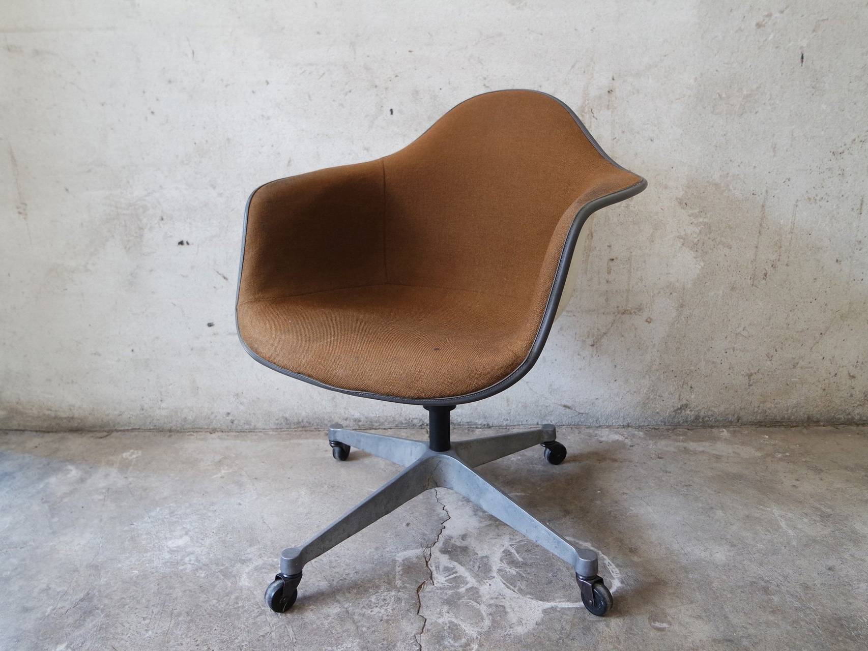 Herman Miller Charles Eames Zeeland 1971