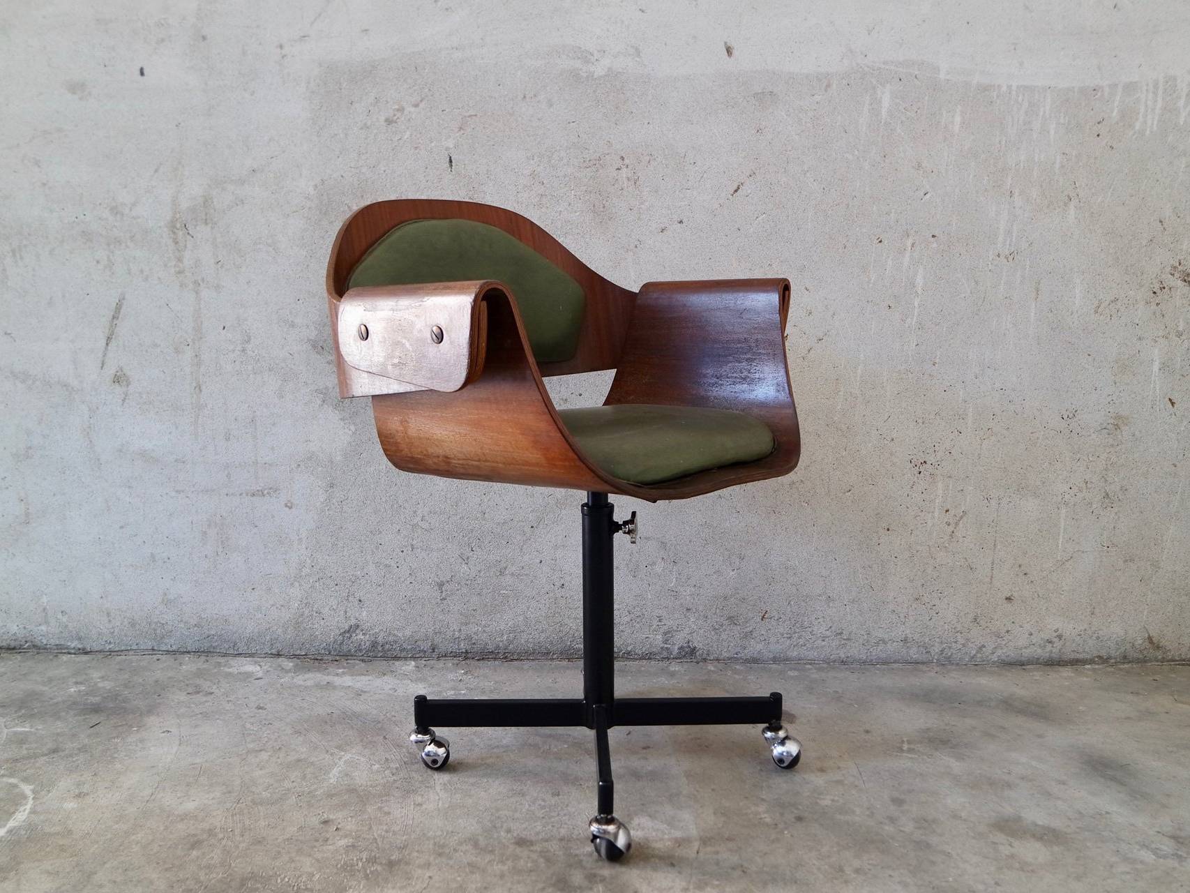 Industria Legni Curvati di Carlo Ratti Genziana 1958