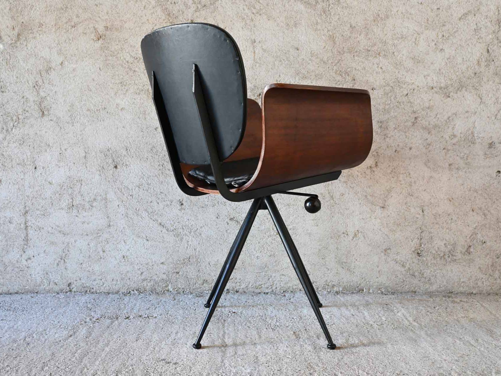 Industria Legni Curvati Carlo Ratti T. Tulipano 1950